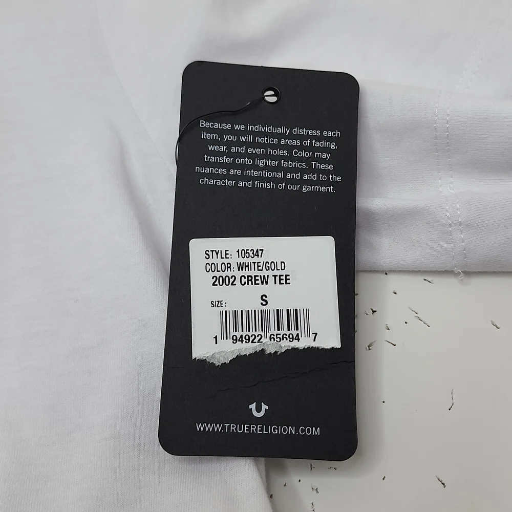 TRUE RELIGION WHITE TSHIRT SIZE SMALL